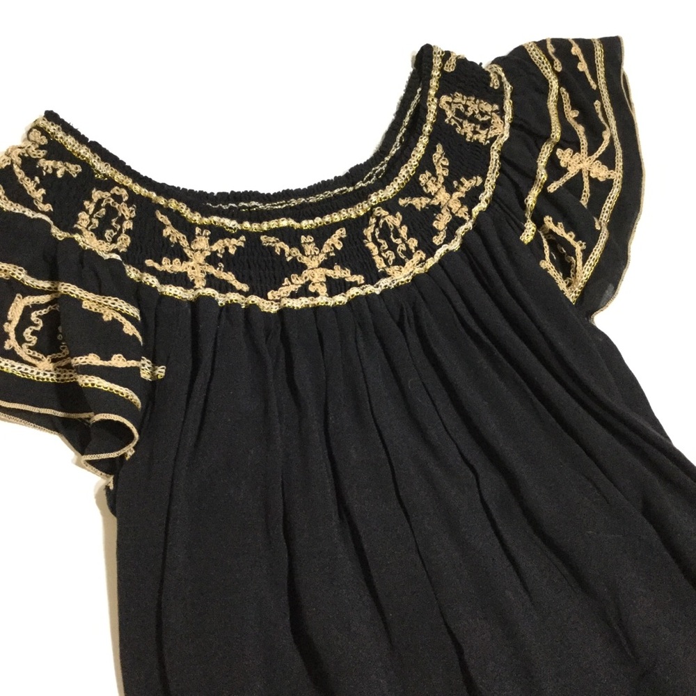 Off the shoulder ethnic shirt